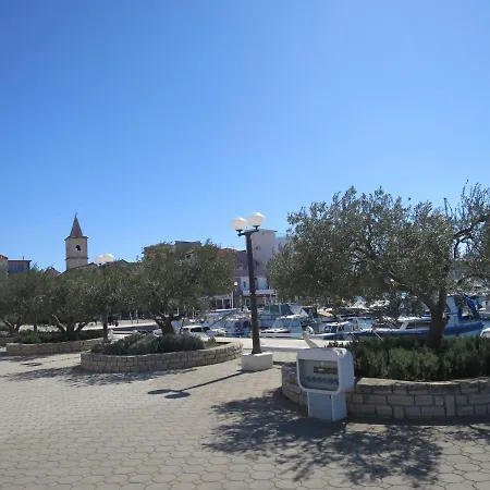 Διαμέρισμα Josip-3 By Interhome